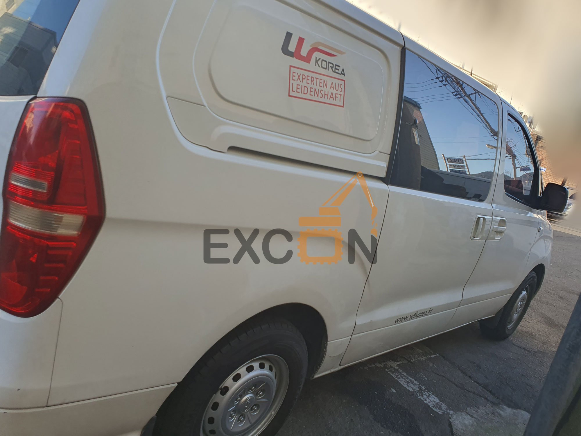 2010 HYUNDAI GRAND STAREX