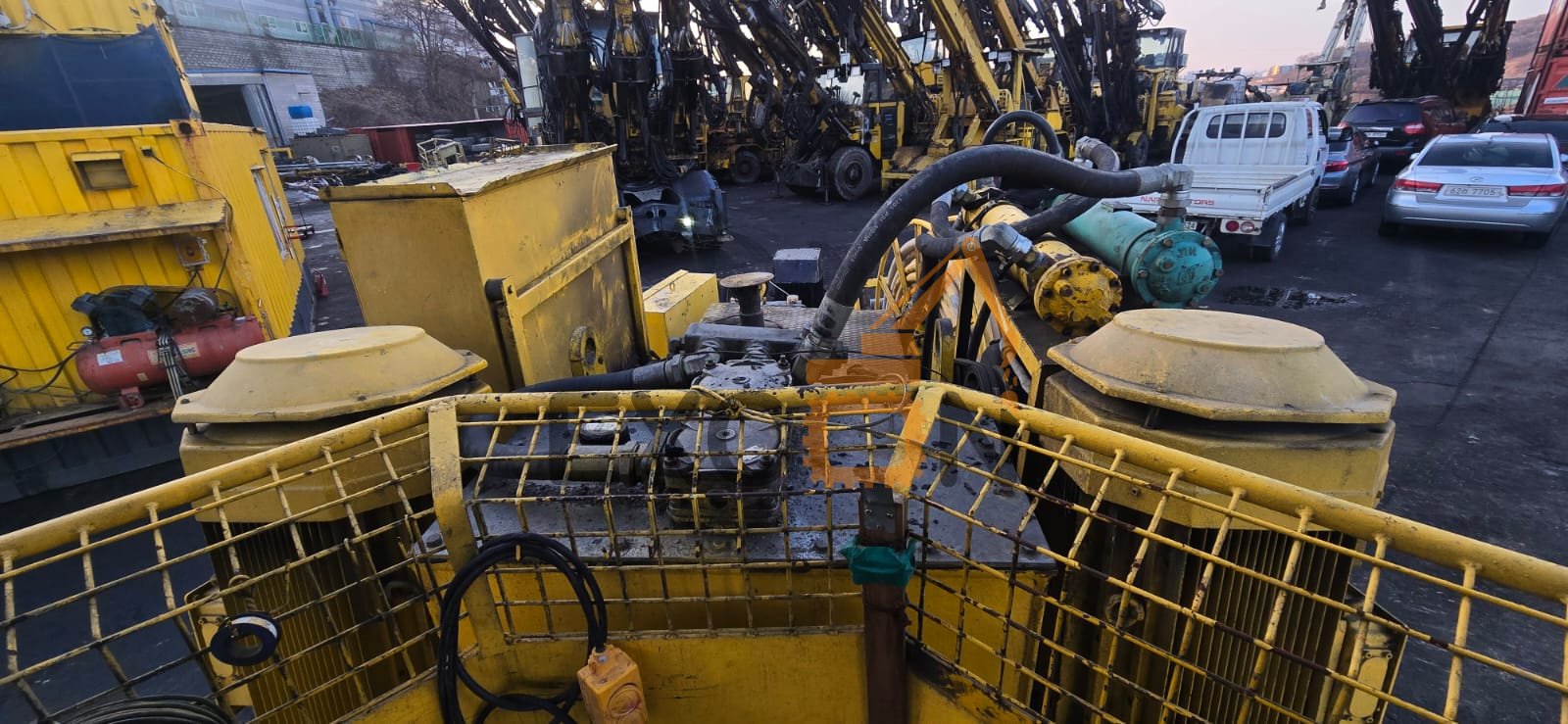 2000 ATLAS COPCO BOOMER 282