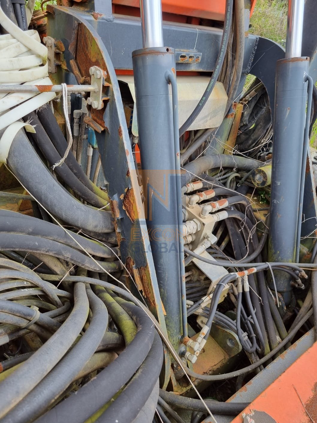 2013 HANJIN DNB P7000D