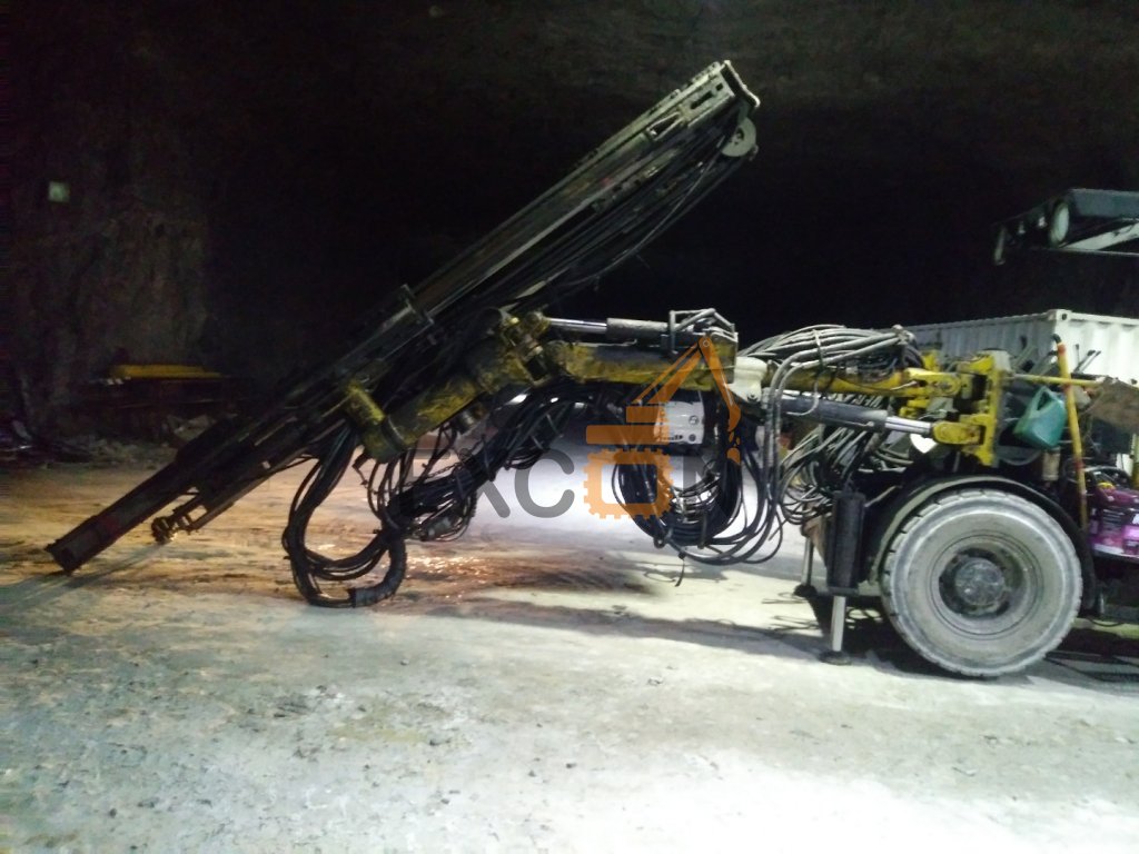 2005 ATLAS COPCO Rocket boomer M2D