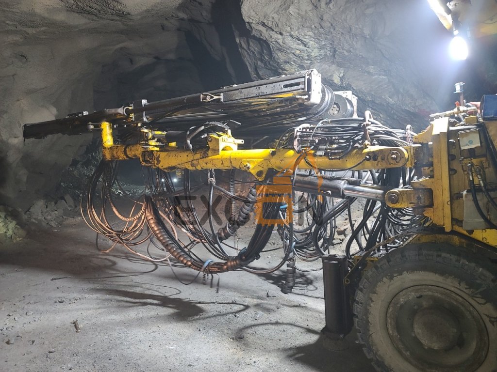 2003 ATLAS COPCO Boomer 282