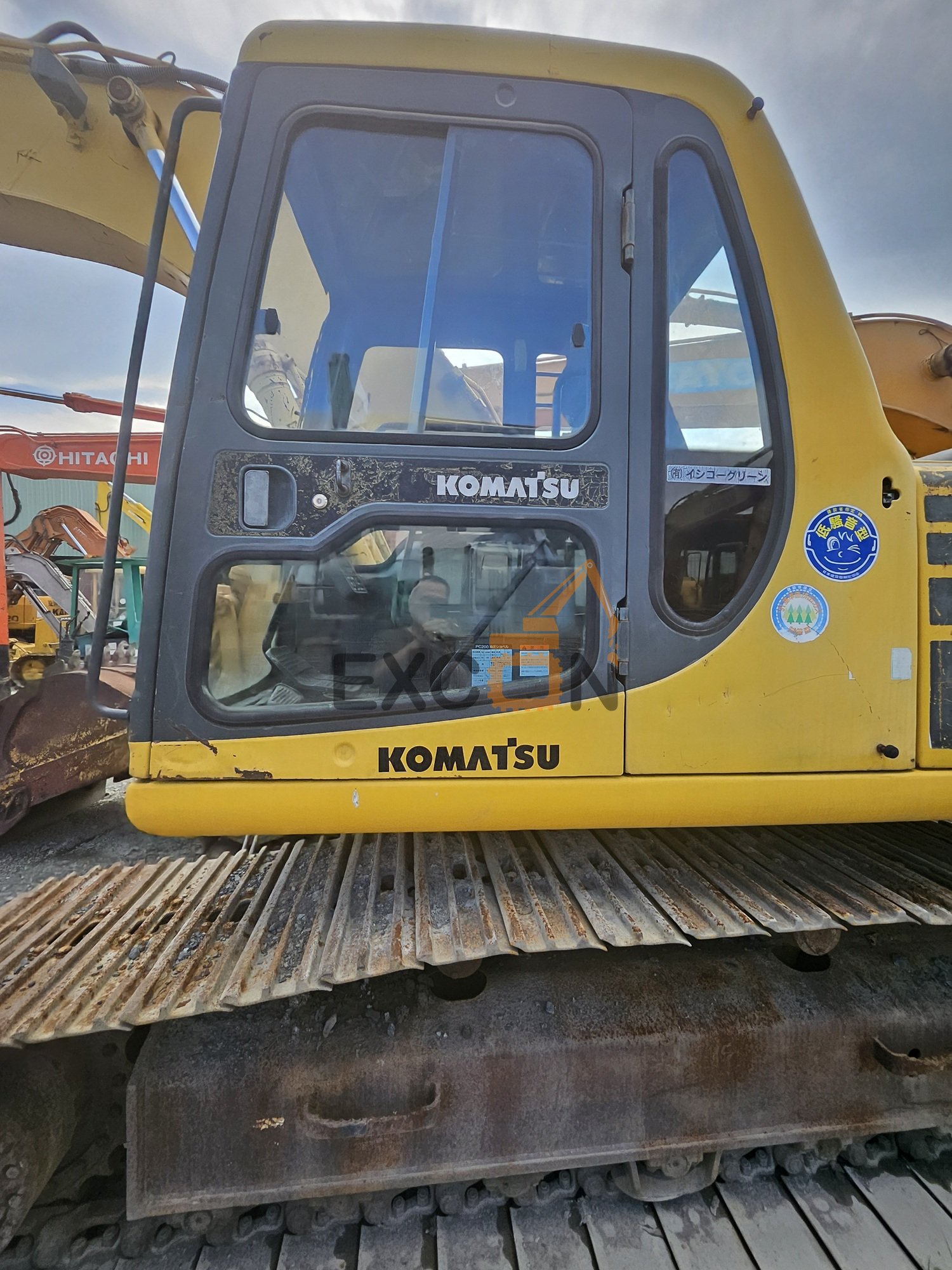 KOMATSU PC200-6E